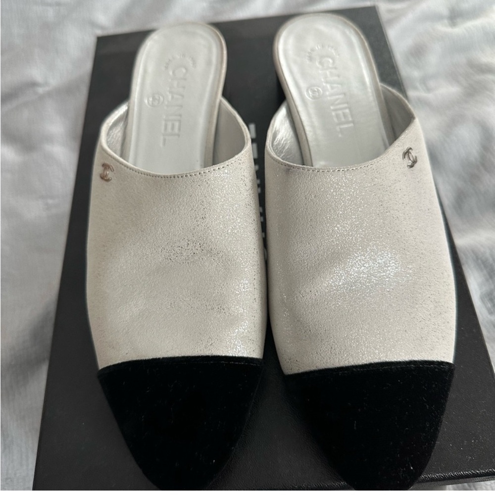 Chanel mules size 39